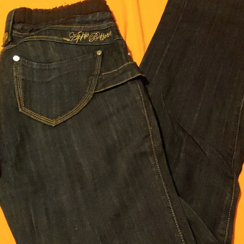 Apple bottom jeans